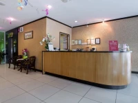 Twin Hotel 