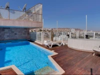 Penthouse with 3 bedrooms and private pool 