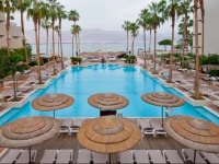 U Suites вЂ“ Luxury by the Sea 