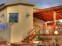 Noam Vanofesh Lodge 