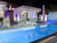 Villa V Suites Culinary Resort 