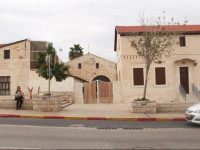 Al Yakhour Hostel
