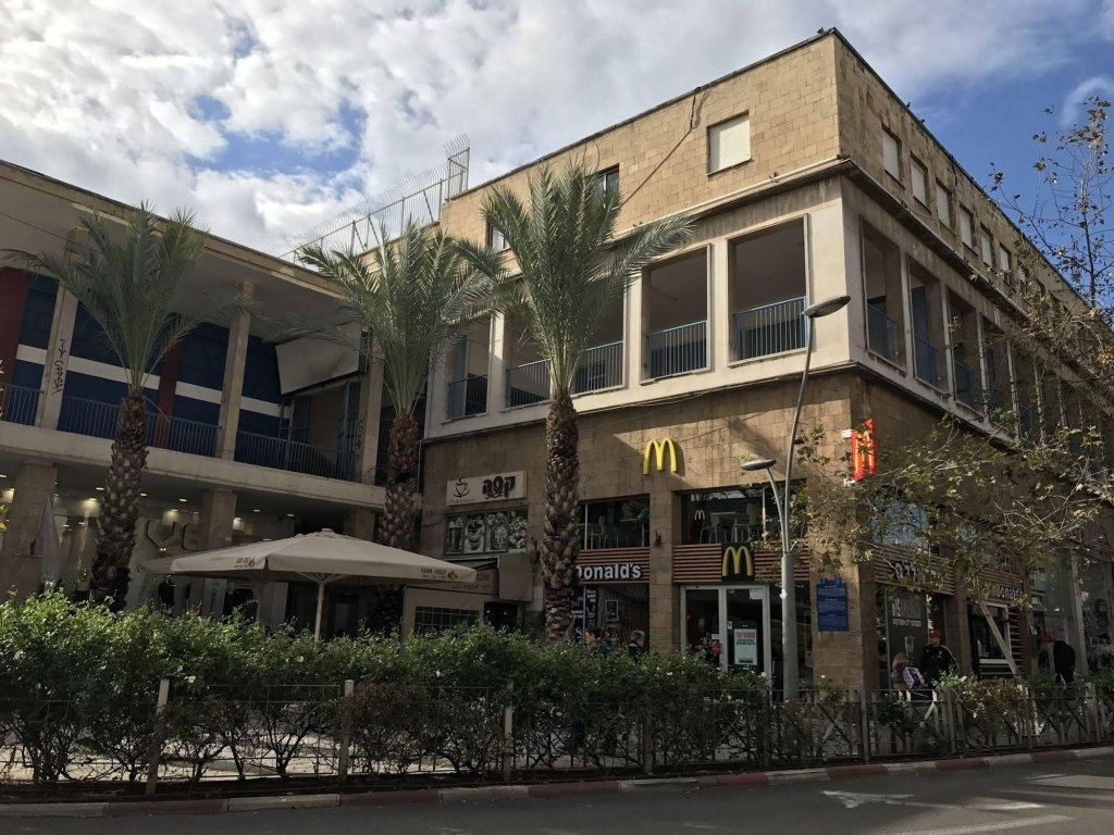 Eden Hotel 