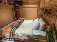 Lake Cabins 