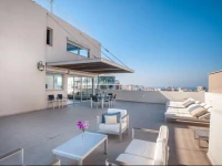 Abarbanel St Incredible Penthouse 