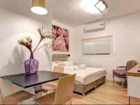 Dizengoff Apartments 