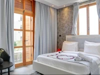 Residence Suites 