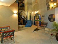 Beit HaOmanim