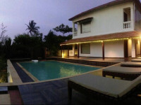 Shining Sand Beach Hotel