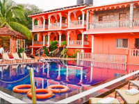 Larios Beach Holidays
