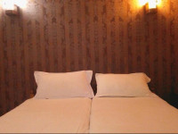 Chariot Riverland Houseboat