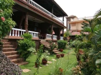Papa Jollys Boutique Hotel 3*