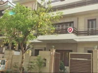 OYO Rooms Noida City Centre 208 