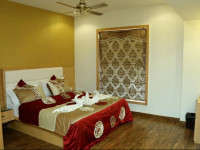Hotel The Royal Bharti