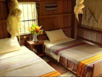 Yaklom Resort (Formerly Yaklom Hill Lodge)