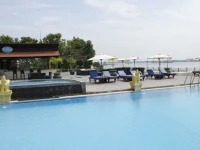 Hotel Cambodiana 