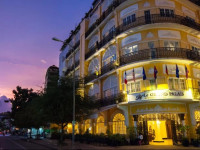 Le Grand Palais Boutique Hotel