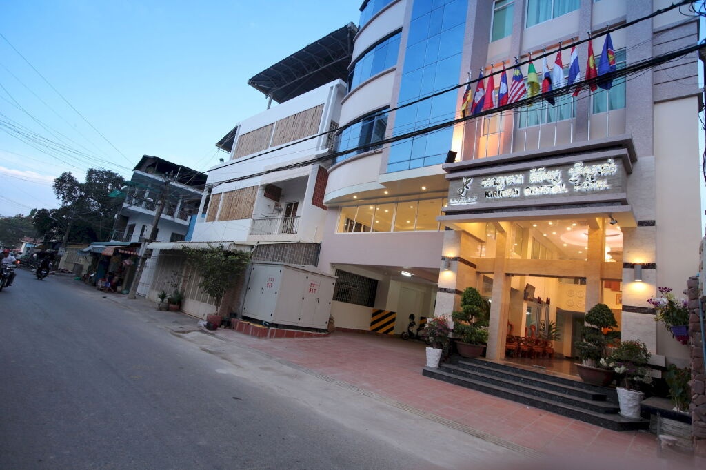 Kirirom Crystal Hotel 3*