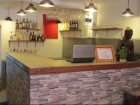 Tuk Tuk Hostel 