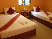 Gold Lion Hotel 