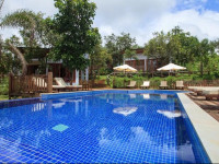 Mayura Hill Hotel & Resort