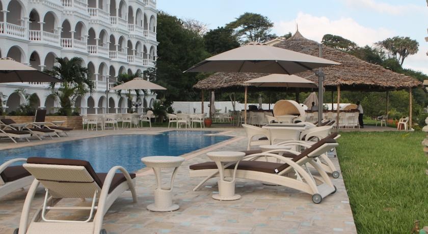 Best Western Plus Creekside Hotel 4*
