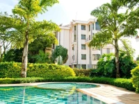 Natural Oak Apartments 