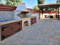 Chronas Villa