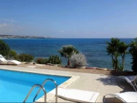 LuX Villa 