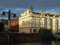 Admiral House 3*