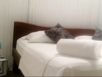 Indigo Yoga Surf Hostel B&B 