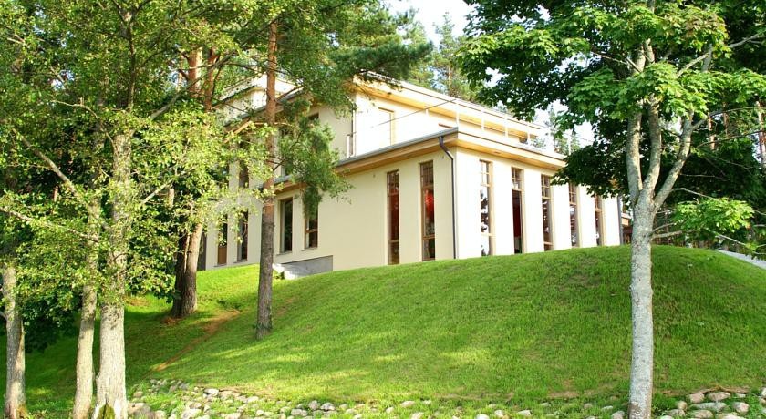 Cottage Elingi 