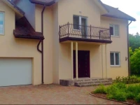 Lara House 