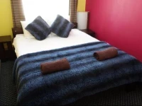 Naughty Squirrel Backpackers Hostel 