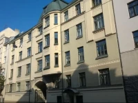 Spacious loft in Art Nouveau area 