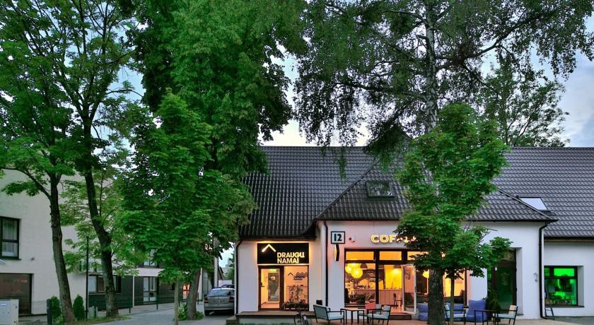 DraugЕі namai 