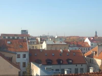Raine Apartments 