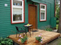 Green house apartment 