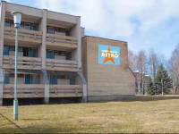 Retro Camp Hostel 