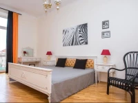 Light Home Apartment 