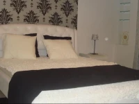 Spot Inn Town Hall Apartament 