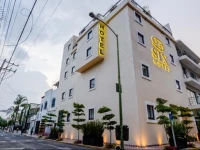 Six Hotel 