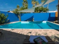 Ocean Tigers Dive House 