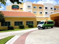 Courtyard by Marriott Cancun Airport 