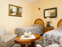 Residencia JardГ­n Real c/bungalow 