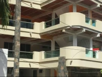 Tropical Resort 