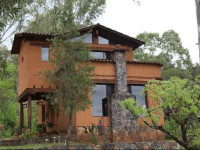 Villa Patzcuaro Garden Hotel & RV Park