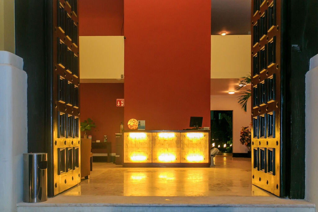 Pueblito Escondido by Playa Moments 