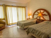 Las Glorias Apartment 310 