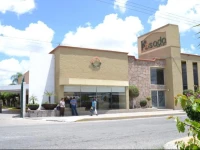 La Posada Hotel y Suites 